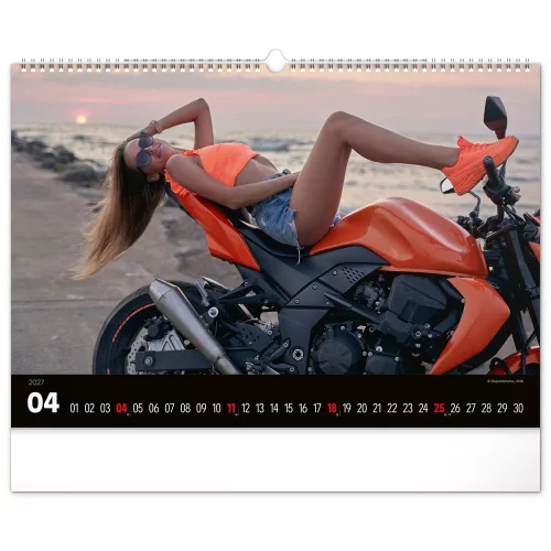 Falinaptár képes  480×330mm Girls & Bikes  Realsystem 2027.